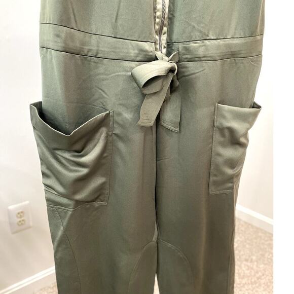 INSPR-D BY TEZZA Olive Jumpsuit - Size XL (NWT) - Picture 3 of 6